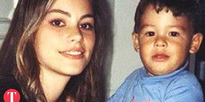 10 Celebrities Who Had Kids Too Young