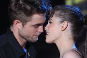 The Truth Behind Robert Pattinson And Kristen Stewart’s Breakup