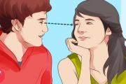 10 Signs You’re In The FRIEND ZONE